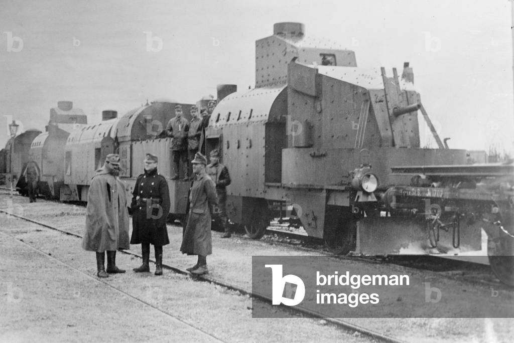 图像WWI: ARMORED TRAIN, c.1914 An Austrian armored train in Galicia.