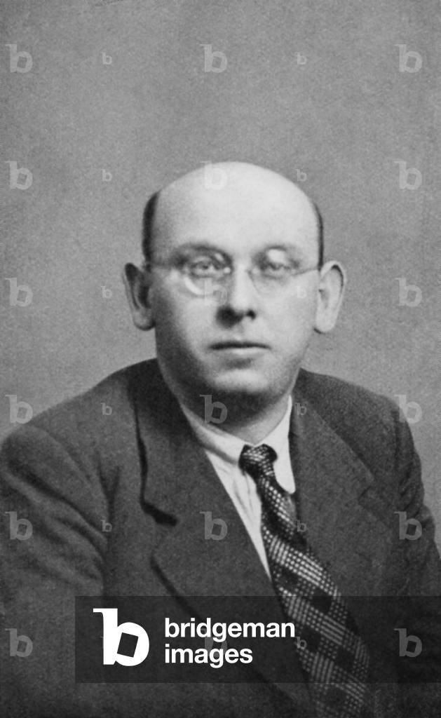 "Hanns Eisler", b/w