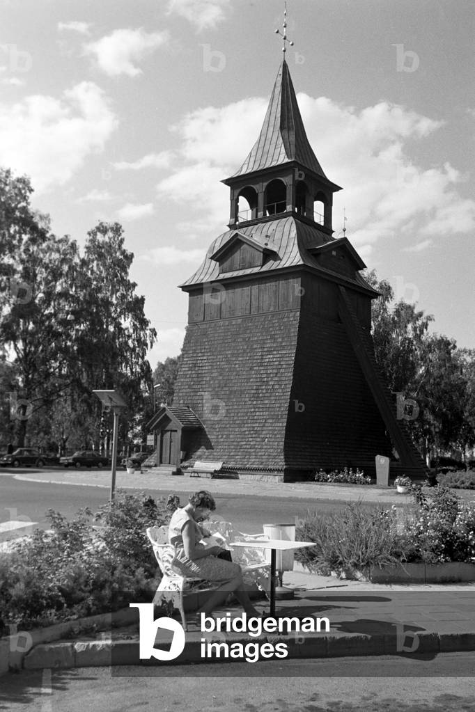 Bild von Fotografie "Glockenturm der Kirche des Erzengels Michael" 1969