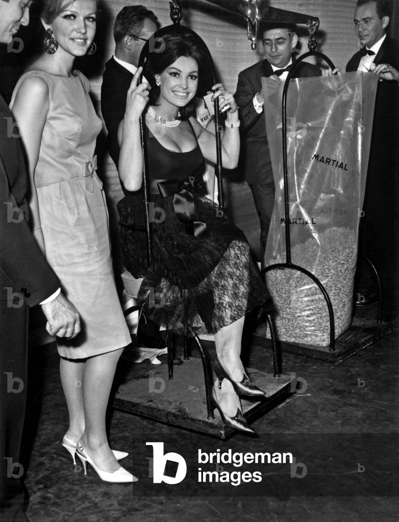 Immagine di Fotografia "Durante il 30° anniversario Club Advertising Gala The Praline Award 1964 Veronique Zub