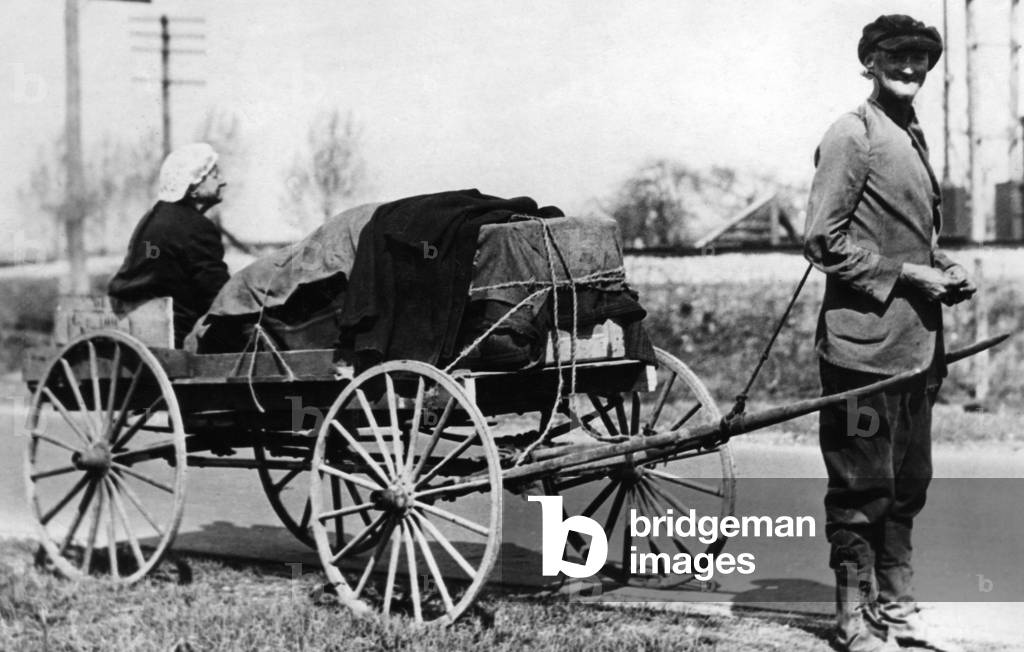 Global economic crisis: Farmer misery in the USA, 1937 (b/w photo)