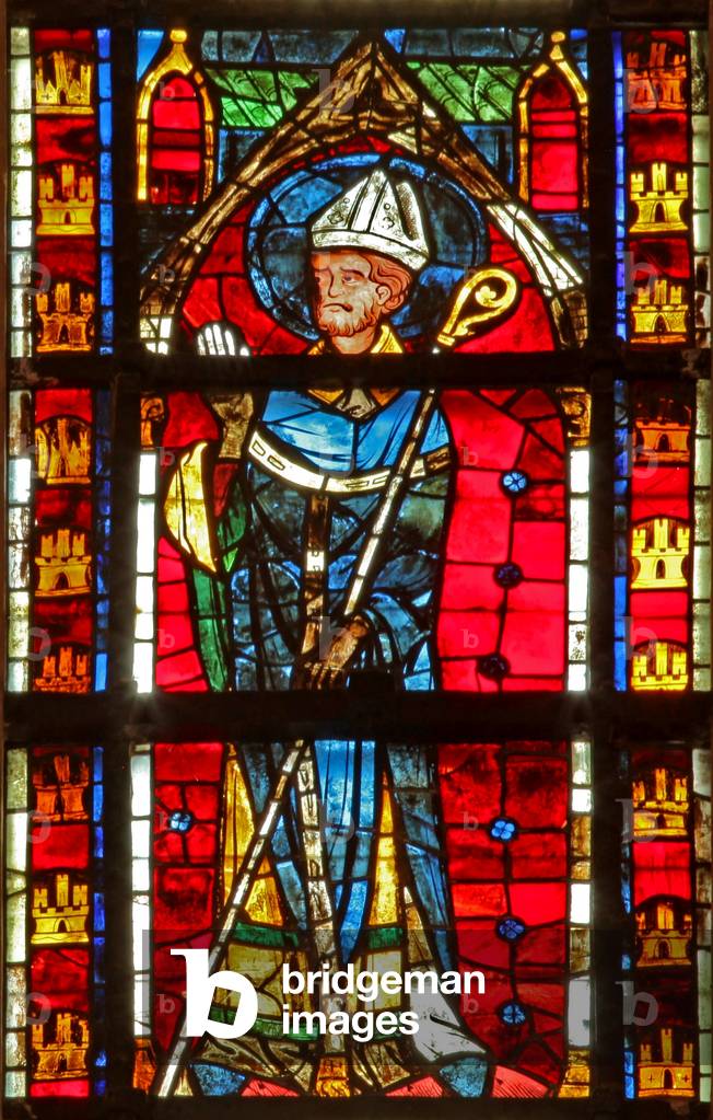 Window w205 depicting a saint / bishop (stained glass) by French Artist