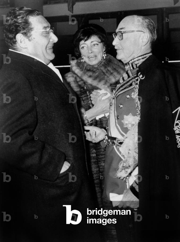 Bild von Fotografie "Französisch Journalist Leon Zitrone und Frau mit Prinz von Polignac auf Malta Ritter Gala