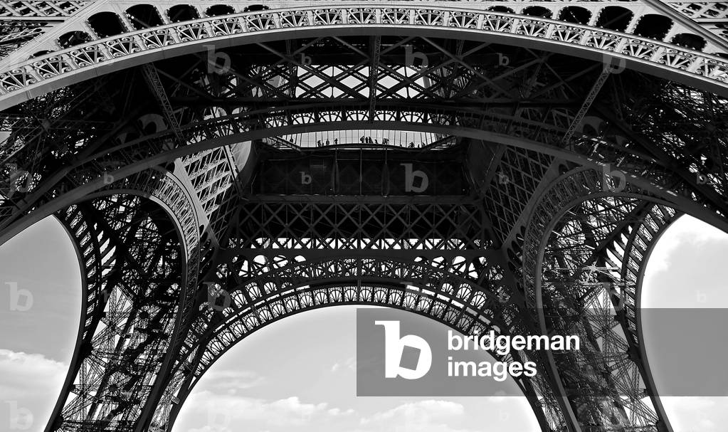 Under Eiffel, 2015 (foto in b/n)