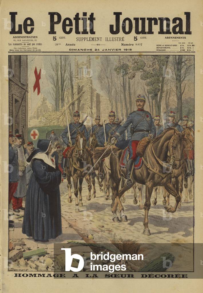 Squadrone di telaiatori francesi che salutano una suora decorata per il suo coraggio nel trattamento dei ferit