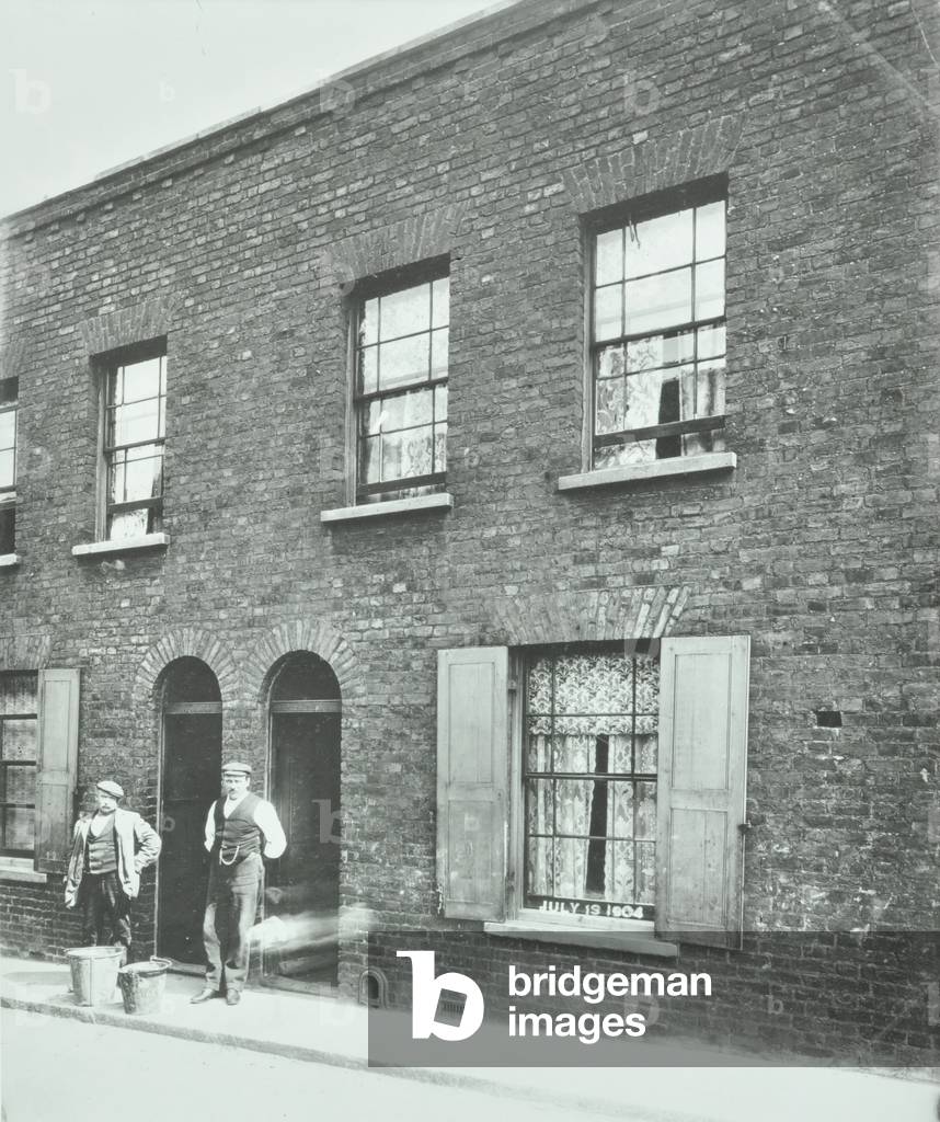 Immagine di Fotografia "18-20 Neston Street: elevazioni anteriori" 1904 di English Photographer