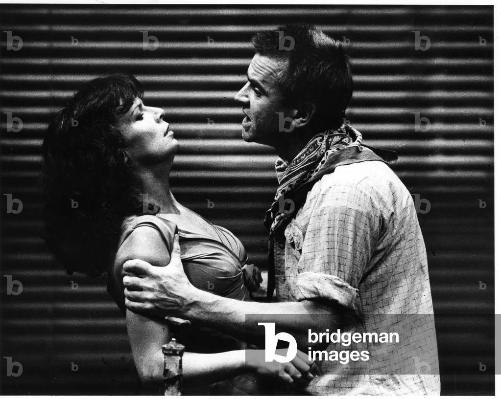 Image de Photographie représentant L'amour fou par John Haynes, b/w