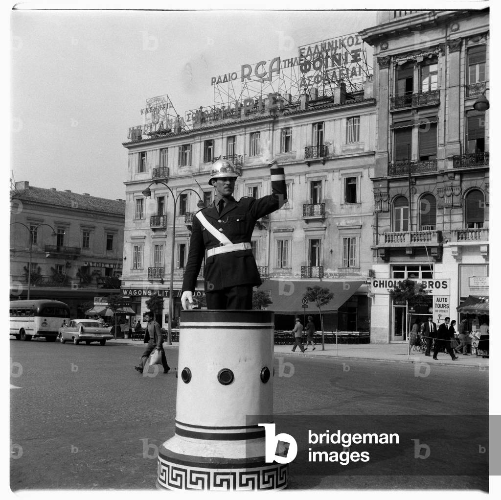 Image de Photographie représentant Grèce par John Deakin, b/w
