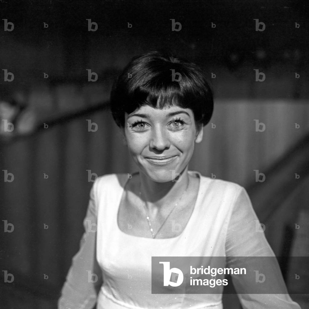 "Musik aus Studio B", b/w