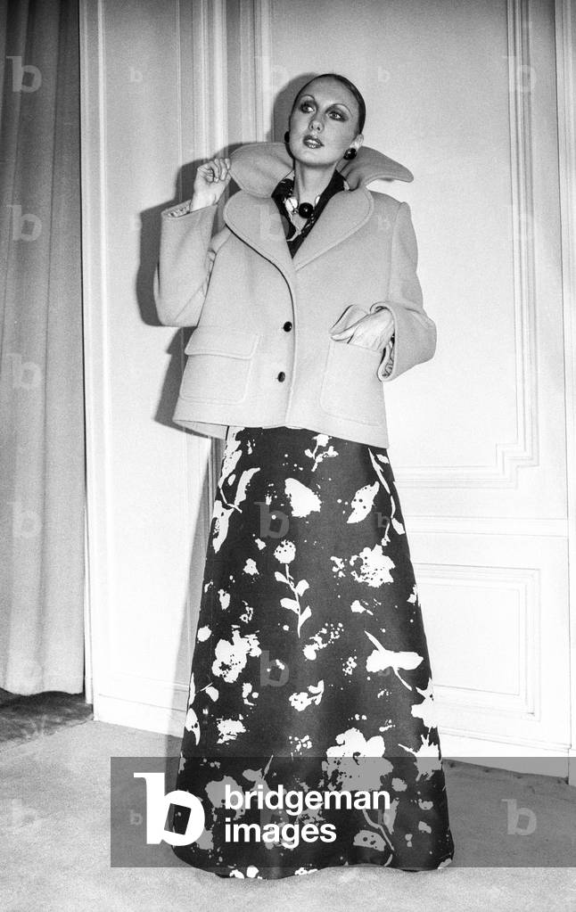 Immagine di Fotografia "Presentazione dell'haute couture di Dior" 1972, b/w