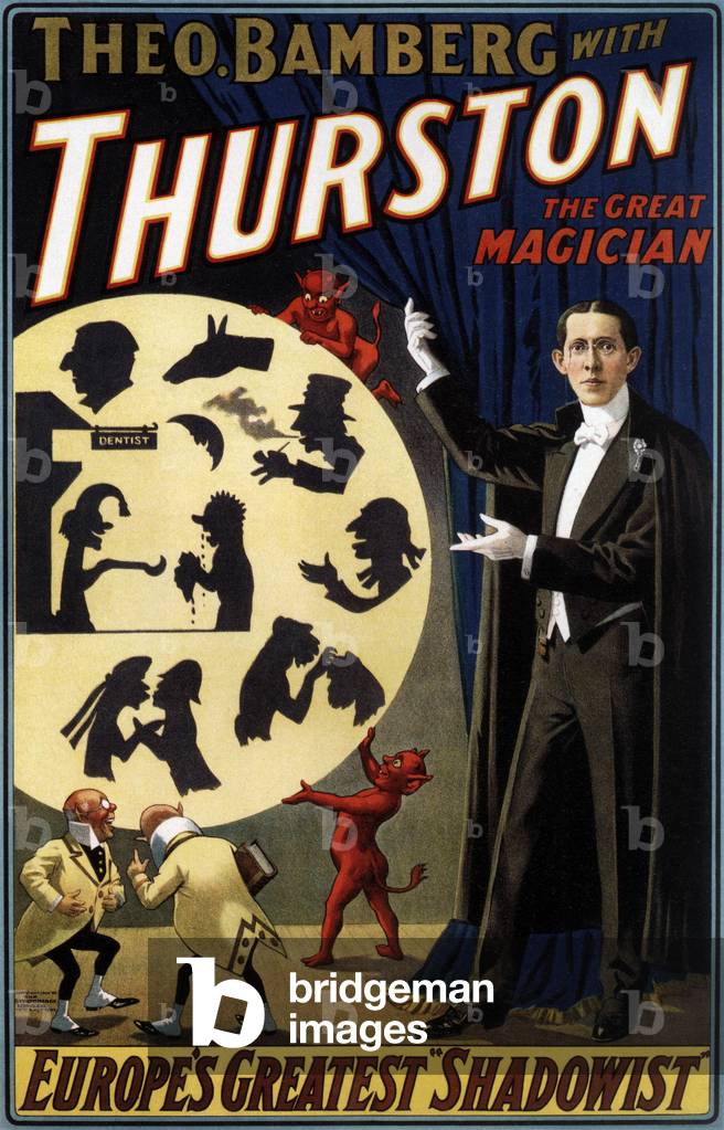 Plakat mit dem niederländischen Zauberer Okito (Tobias „Theo“ Leendert Bamberg 1875-1963) als Schattengrafen i
