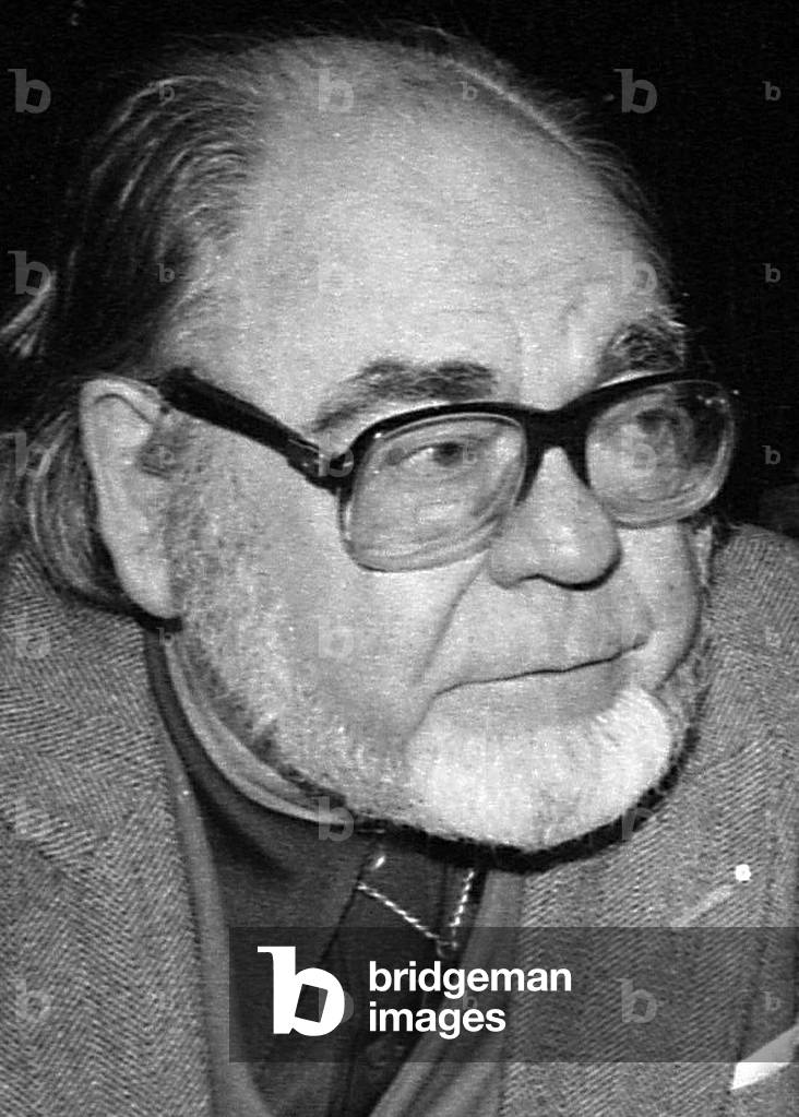 Image of Photography depicting 6223 F18 Congress of the Union of Writers the Poet Guillevic Paris 22 February 