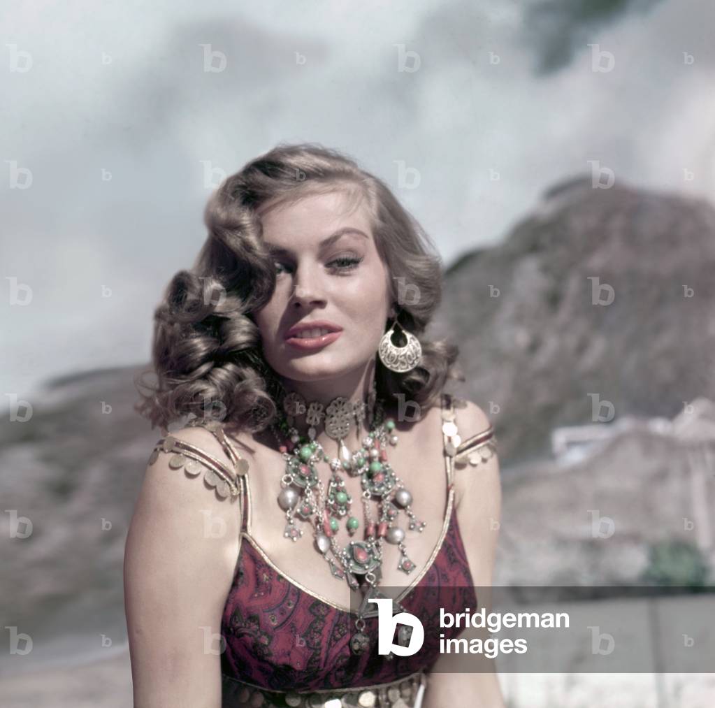 Varoninidan Veri bilan porno