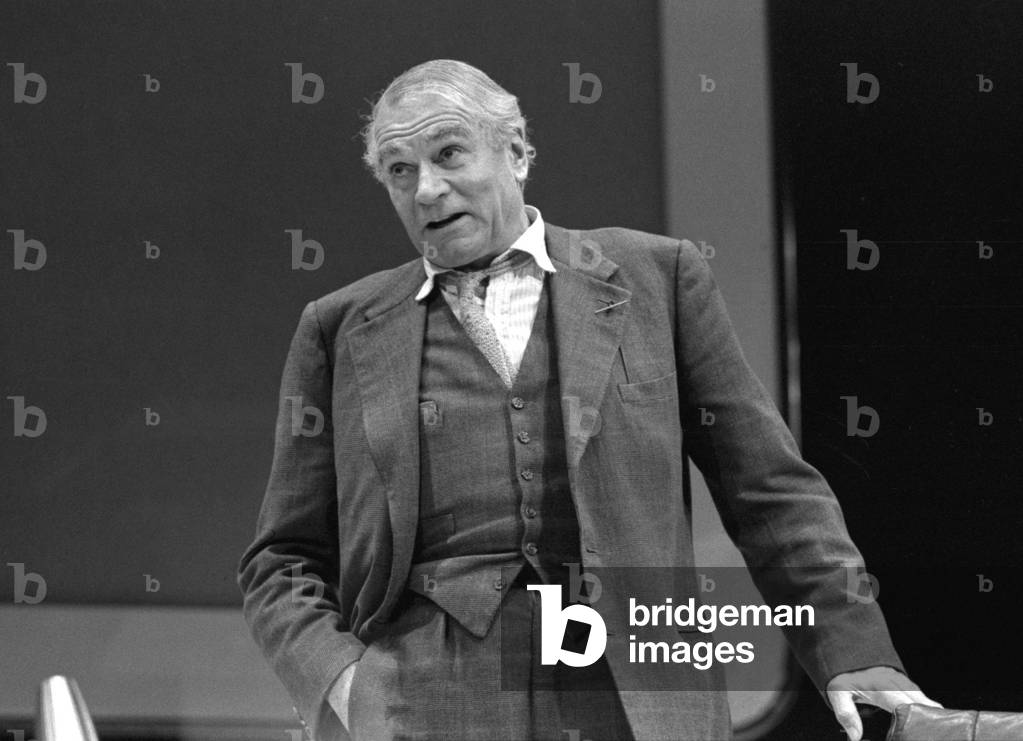 Image of Photography depicting Laurence Olivier by John Haynes, b/w