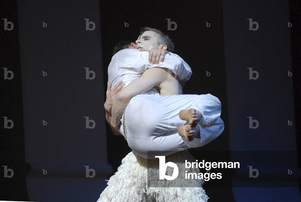 Bild von Fotografie "Matthew Bournes Inszenierung von" von Stephanie Methven