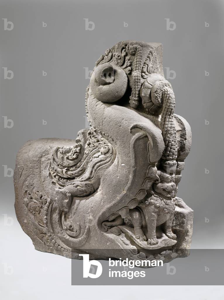 Indonesia: Testa di un makara . Prambanan, Giava centrale, c. 850 CE
