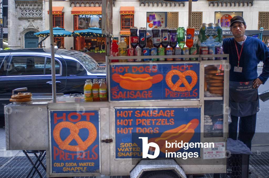 "Un venditore di hotdog su Madison Avenue" di Sergi Reboredo