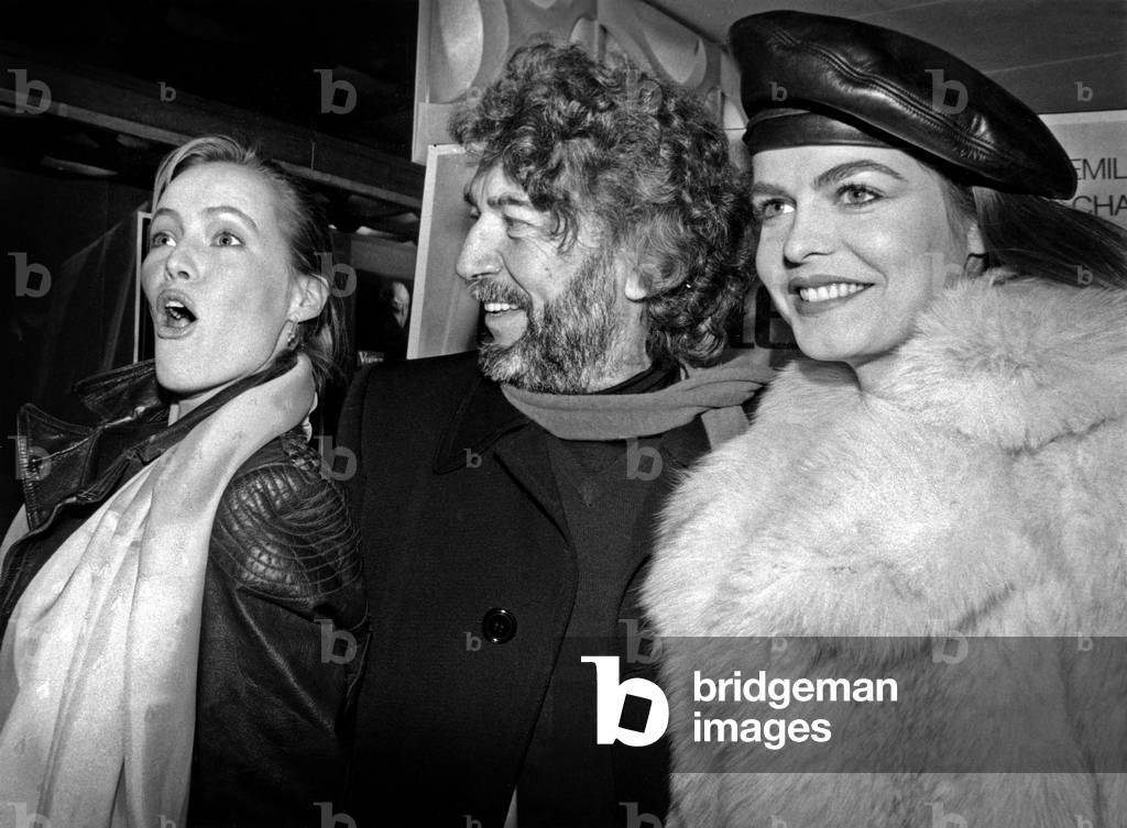 Image of Photography depicting Director Alain Robbe-Grillet Surrounds By Gabrielle Lazure And Cyrielle Clair I