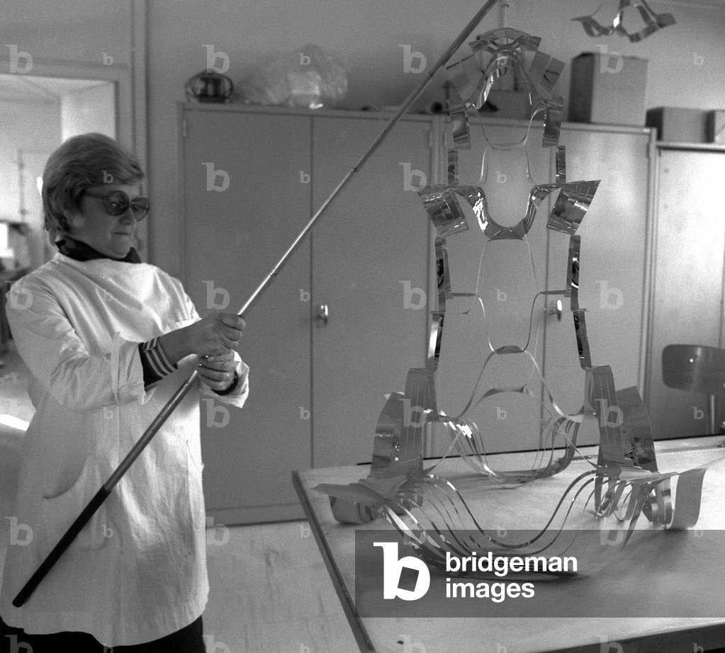 Immagine di Fotografia "Fabbrica di giocattoli" di Gerald Bloncourt, b/w