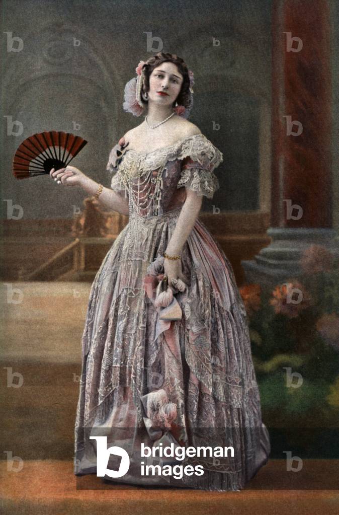Die französische Sopranistin Genevieve Vix (1879-1939) als Marguerite in der Oper „La Traviata“ in Paris, Foto