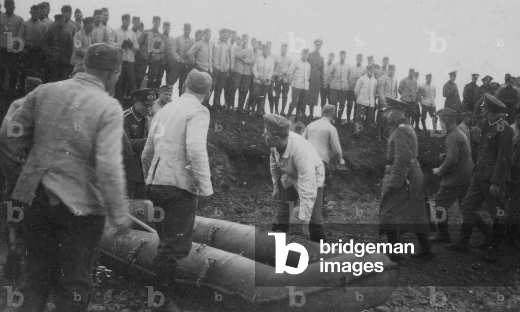 Image of German Soldiers Learning How to Use an Inflatable Raft, 1942