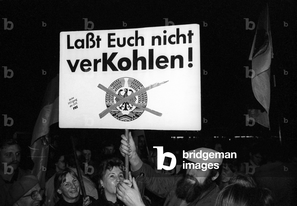 Image of Rally of the Party of Democratic Socialism (PDS) in the