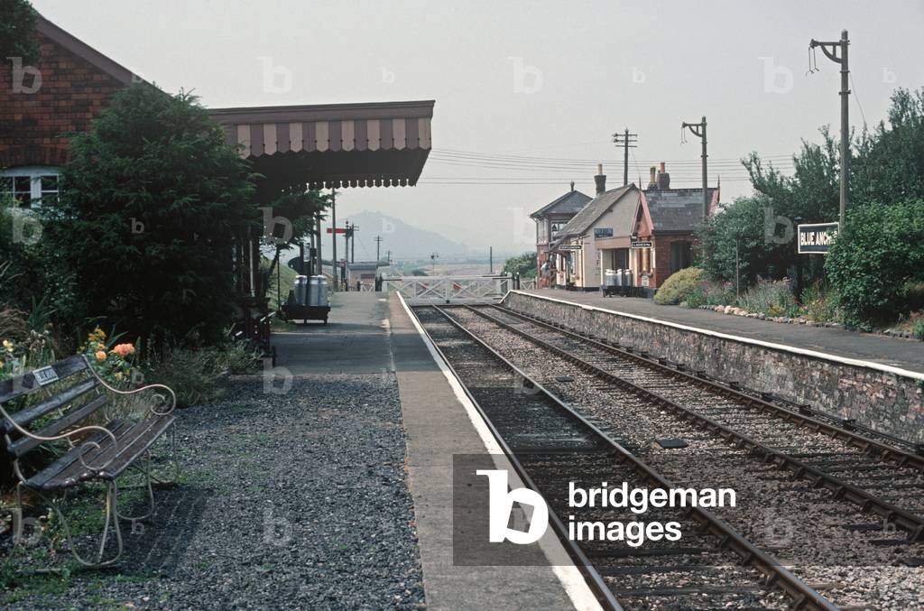 "Stazione di ancoraggio blu sulla West Somerset Heritage Railway" 1990