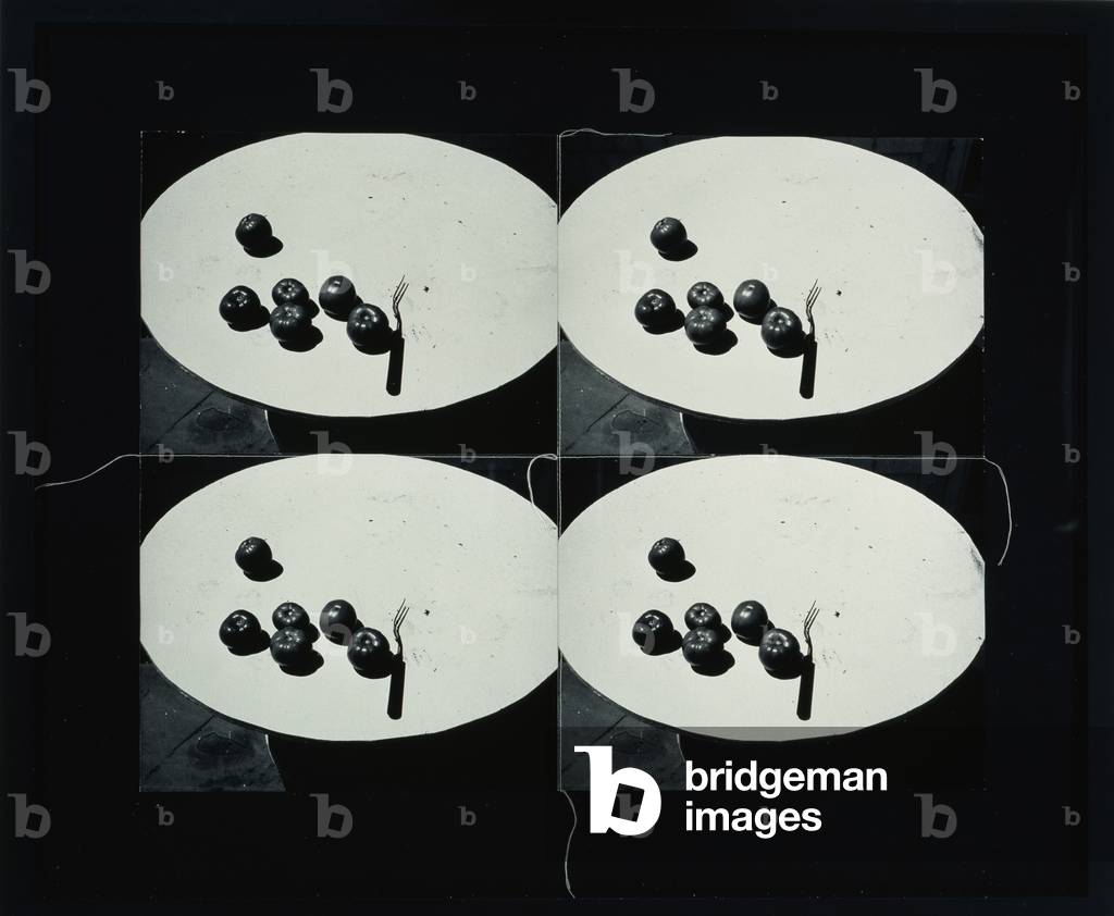 senza titolo sei pomodori e forchetta, 1986 gelatina argento stampe con cucitura