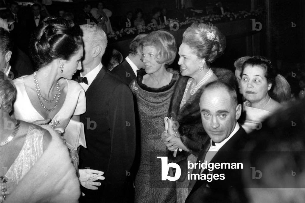 Bild von Fotografie "Vicountess von Ribes" 1963, b/w