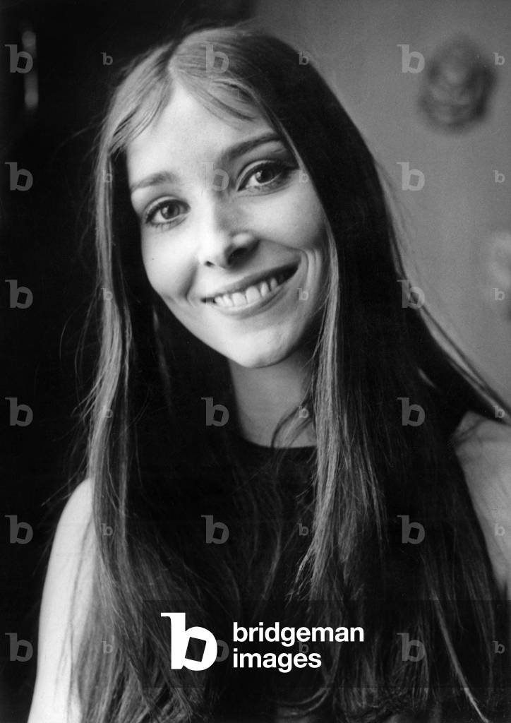 Bild von Fotografie "Schauspielerin Thalie Fruges Chez Yves Ciampi She Will Be Lead Interpreter Of Her Film „A