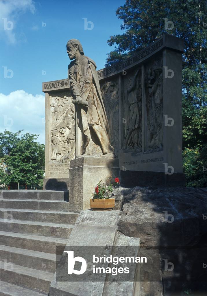 Bild von Fotografie "Statue von Bedřich Smetana in Jabkenice"