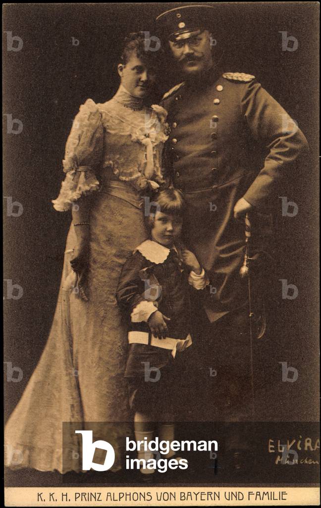 Il principe Ak e la principessa Alfons di Baviera Wittelsbach con il principe Joseph Clemens (foto b/n)