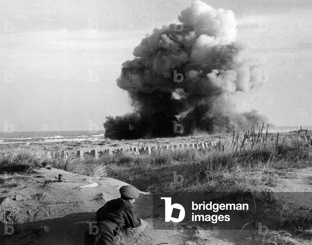 "Eine Mine explodiert", b/w