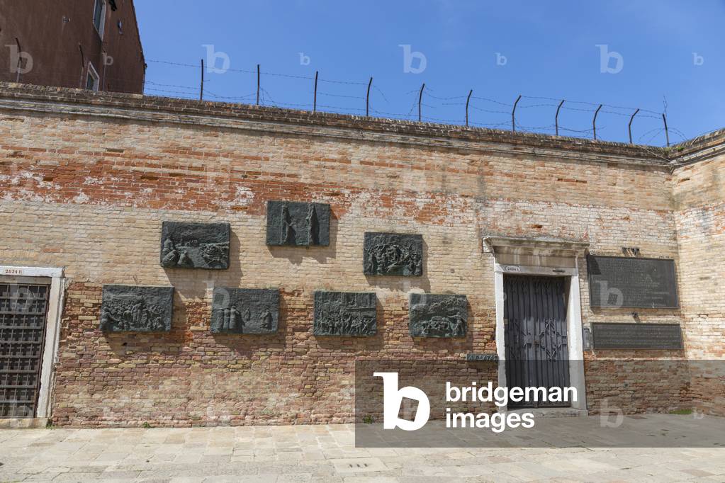 "Deportation Memorial" di Arbit Blatas