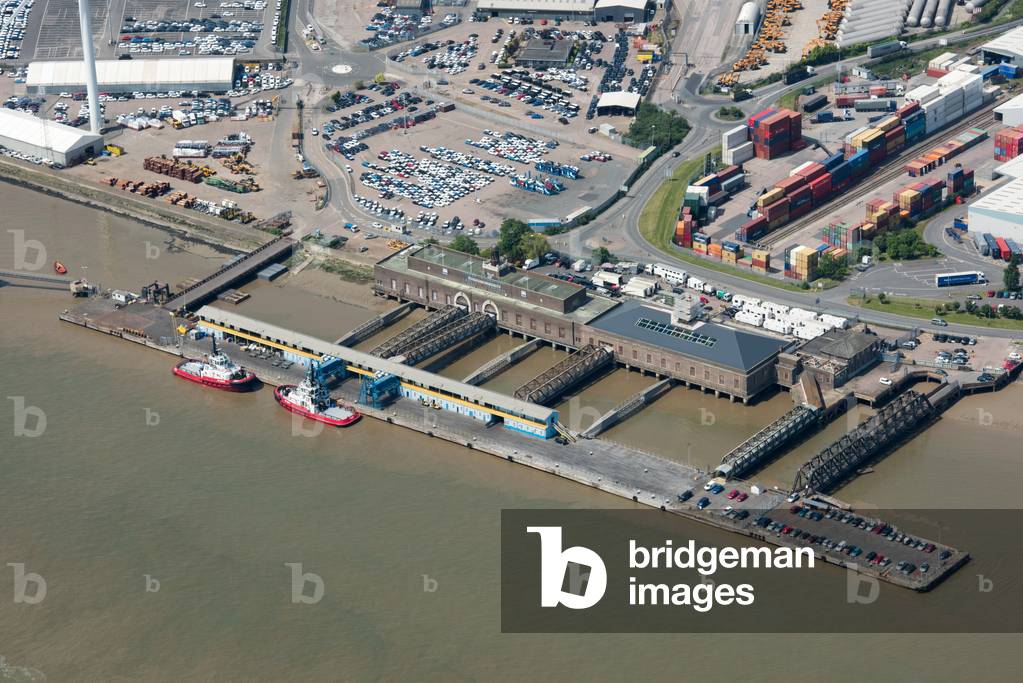 Image of Tilbury Riverside Station and floating landing stage now the ...