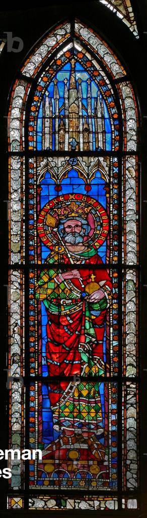 Window w11 depicting Emperor Henry de Bamberg (stained glass) by French Artist