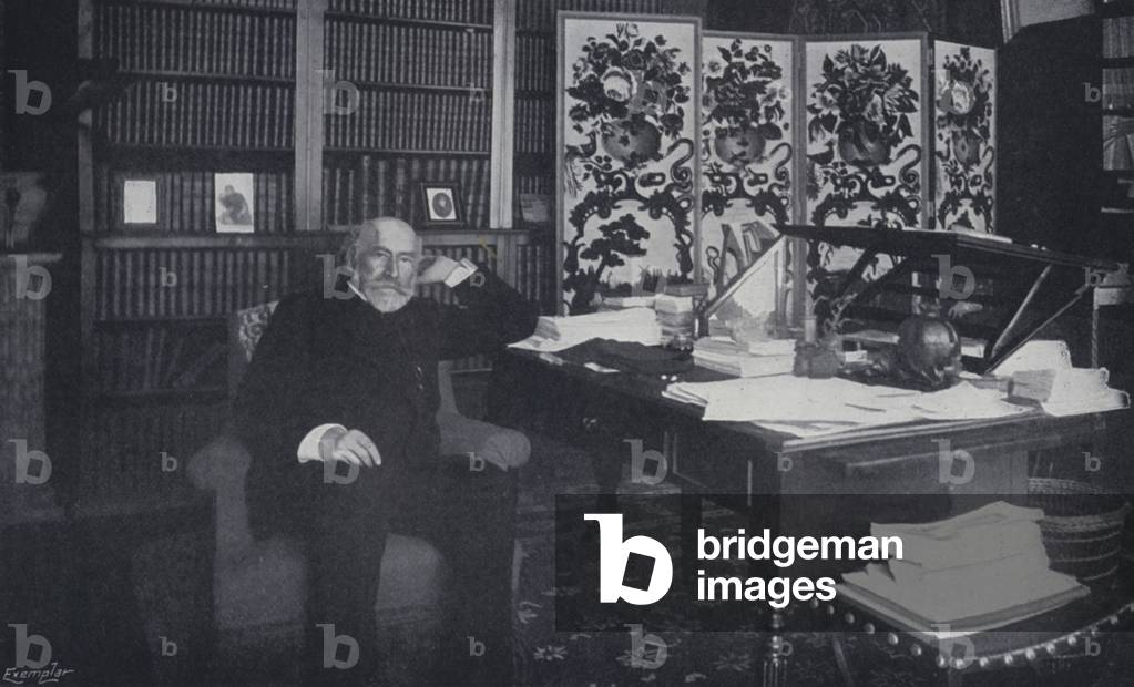 Immagine di Fotografia "Ottave Feuillet nel suo studio (foto b/n)" di English Photographer