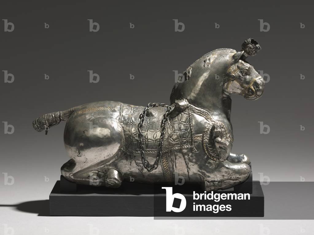 Vessello a forma di cavallo, 200-325 (argento, parzialmente dorato)