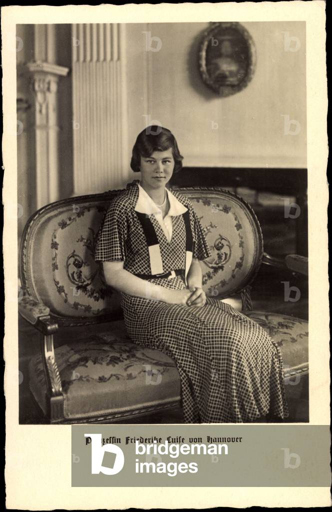 Bild von Fotografie "Ak Prinzessin Friederike Luise von Hannover" von German Photographer, b/w