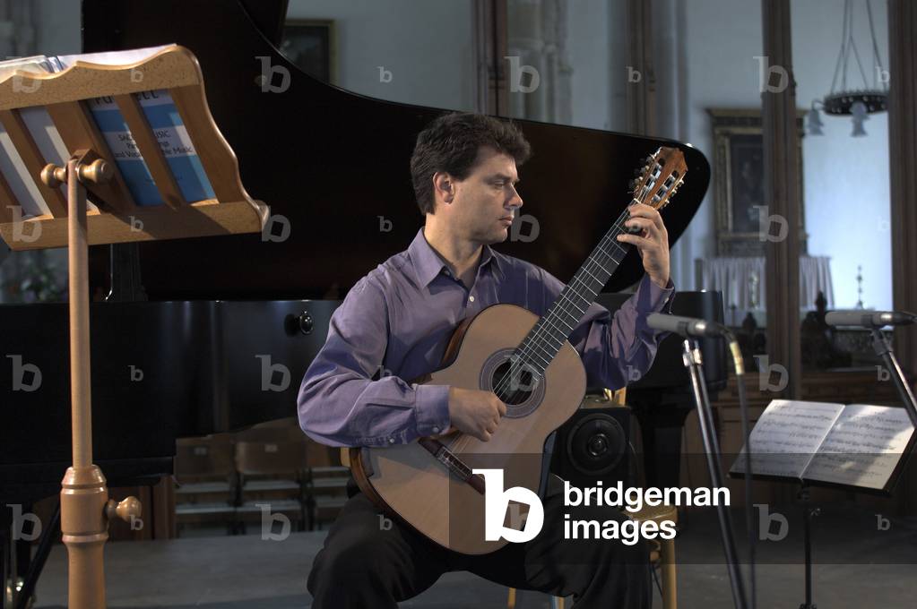 Craig Ogden - Porträt des australischen Gitarristen in der Orford Church beim Aldeburgh Festival, 1. Juni 2005