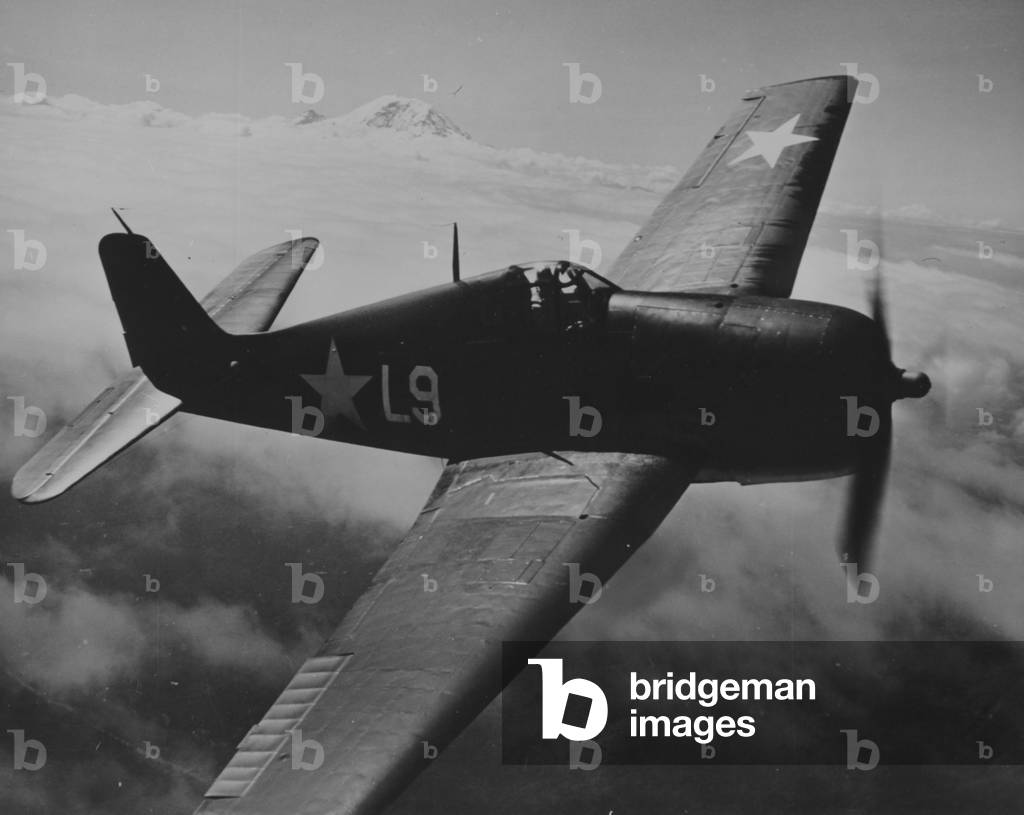 "Un US Navy Hellcat Fighter Aerei in volo", c.1944, b/w