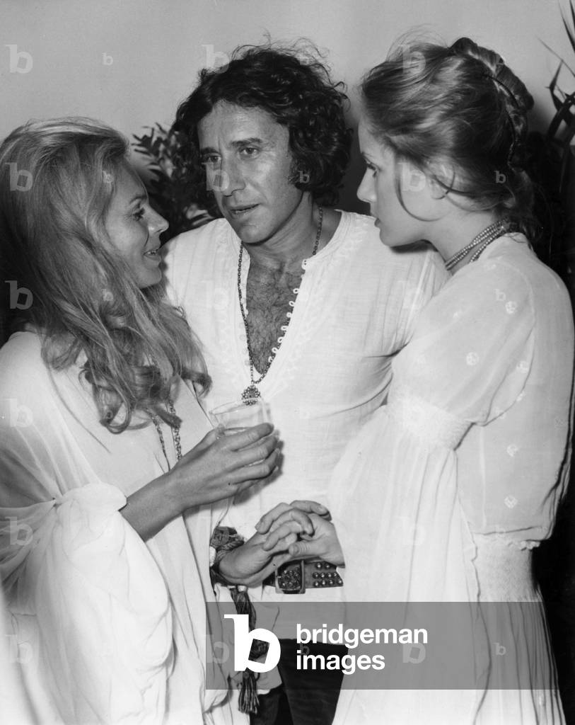 Bild von Fotografie "Odile Rodin und Bob Zaguri bei der Party Given by Guywildenstein bei The“ Psychedelic“ in