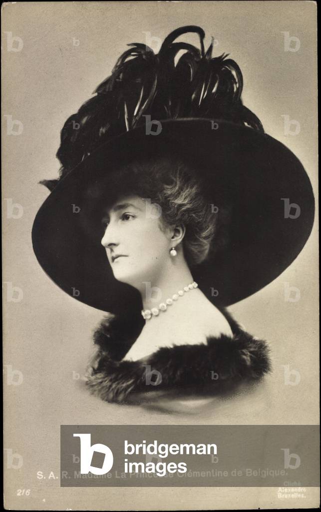 Ak H.R.H. Prinzessin Clementine von Belgien (s/w Foto)