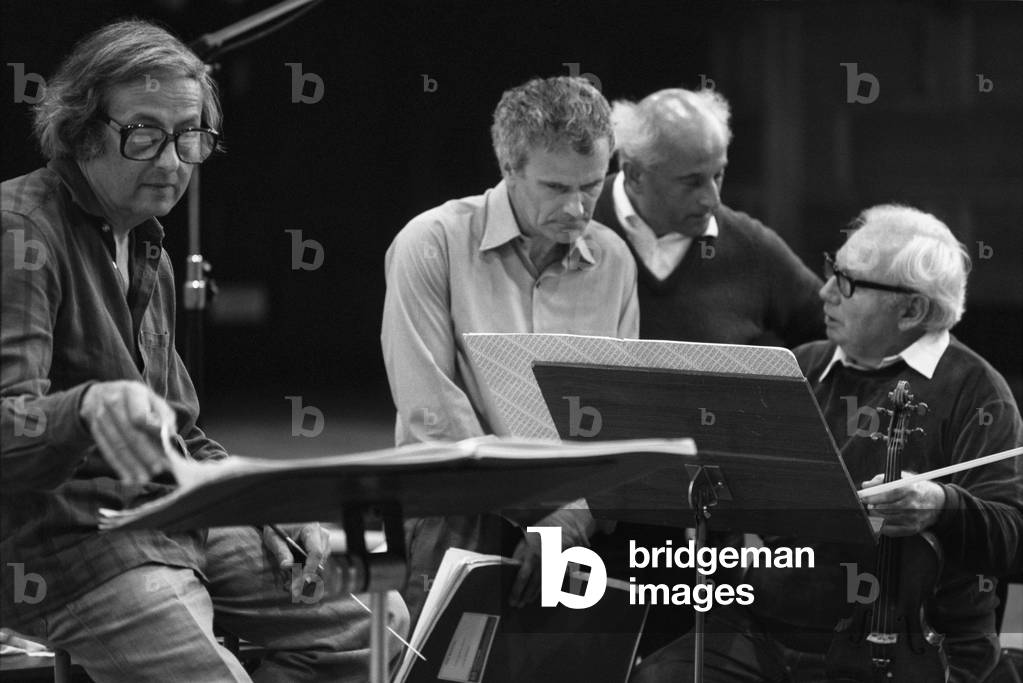 Immagine di Fotografia "André Previn" di Suzie Maeder, b/w