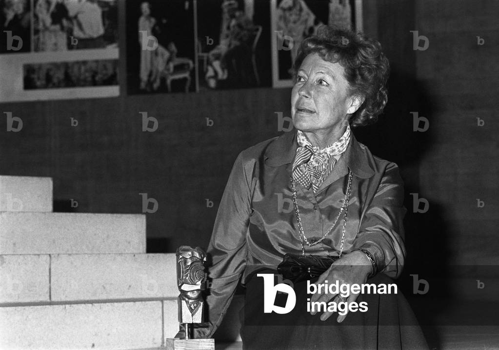 Image of Switzerland Cabaret Elsie Attenhofer (b/w photo)