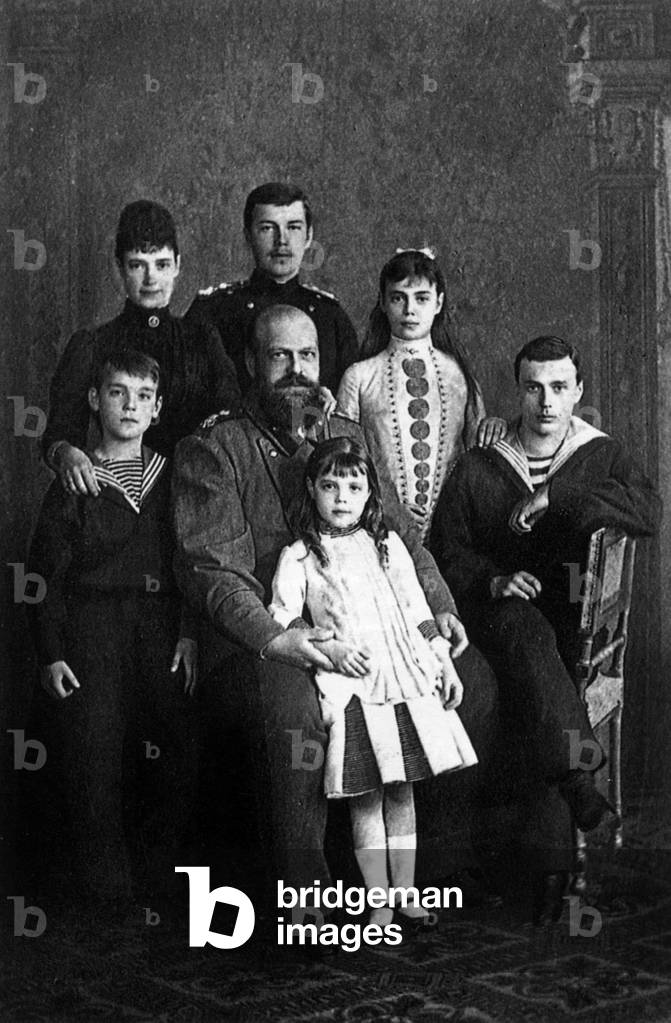 "Lo zar Alessandro III di Russia (1845-1894) con sua moglie Maria Fedorovna (Fyodorovna) e i loro figli: Nicol