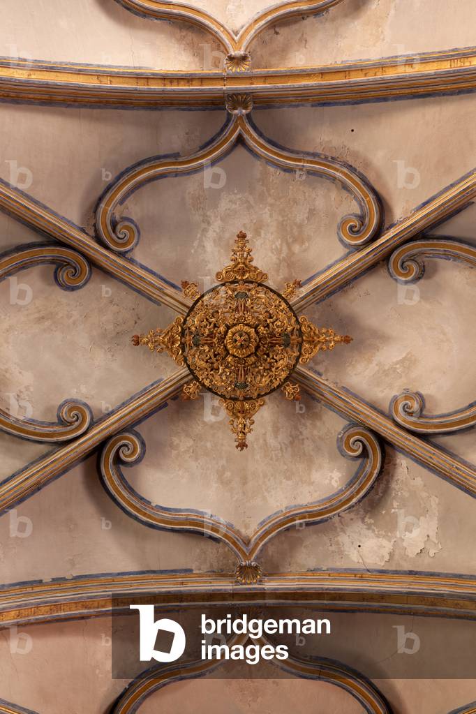 "Chiesa (Capilla de El Salvador). Interno. La navata. I caveau. Dettaglio. Una chiave di volta."