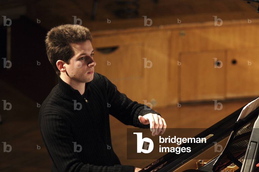 Bertrand Chamayou- Porträt des französischen Pianisten in Paris, Frankreich, Februar 2007. b.23 März 1981.