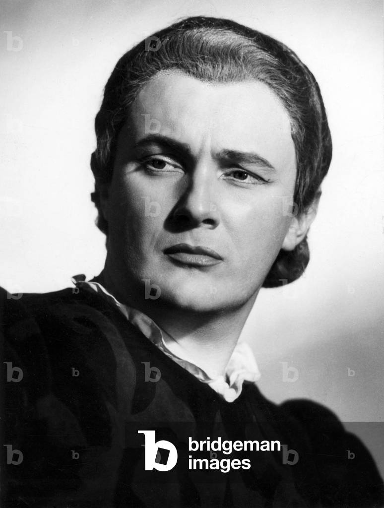Image of Photography depicting Marcel Huylbrock by Unknown photographer, b/w