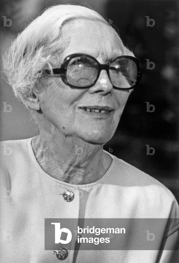 Immagine di Fotografia "Attrice francese Arletty 26 ottobre 1987 (foto b/n)" 1987, b/w